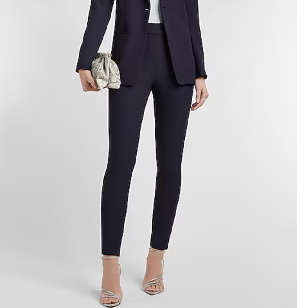 EXPRESS High Waisted Supersoft Twill Skinny Black Pant Size: 6 Regular